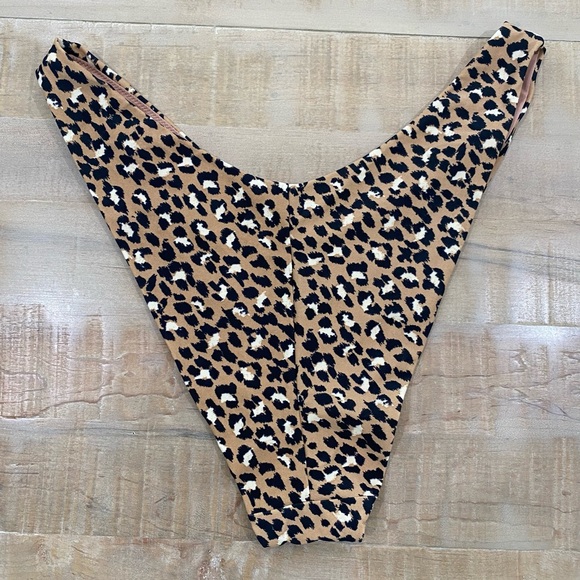 Aerie Leopard Super High Cut Cheekier Plus Coquine bikini swim bottom XL - Picture 6 of 7